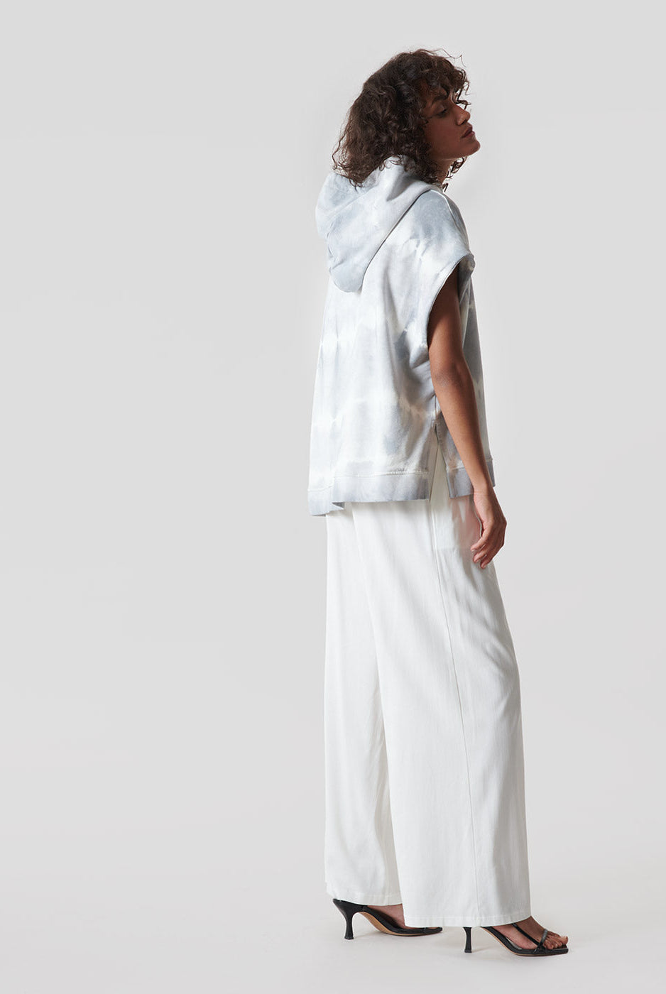 Hoodie Gunt Sans Manches Tie and Dye Gris - Jeanne Vouland