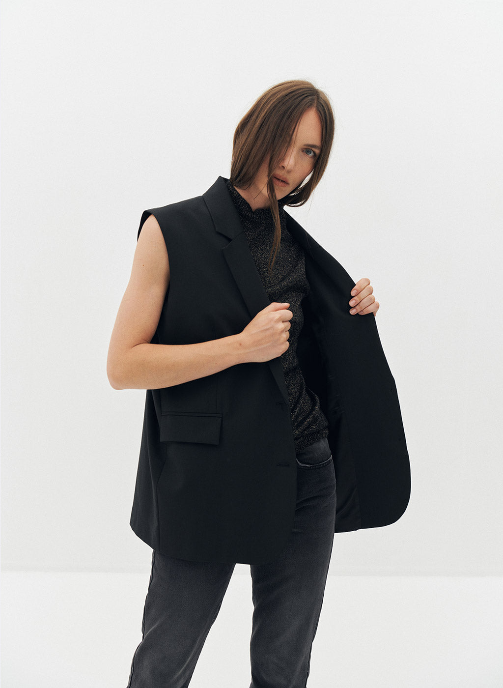 Blazer sans manche noir – MAYLA Blazer sans manche noir – MAYLA